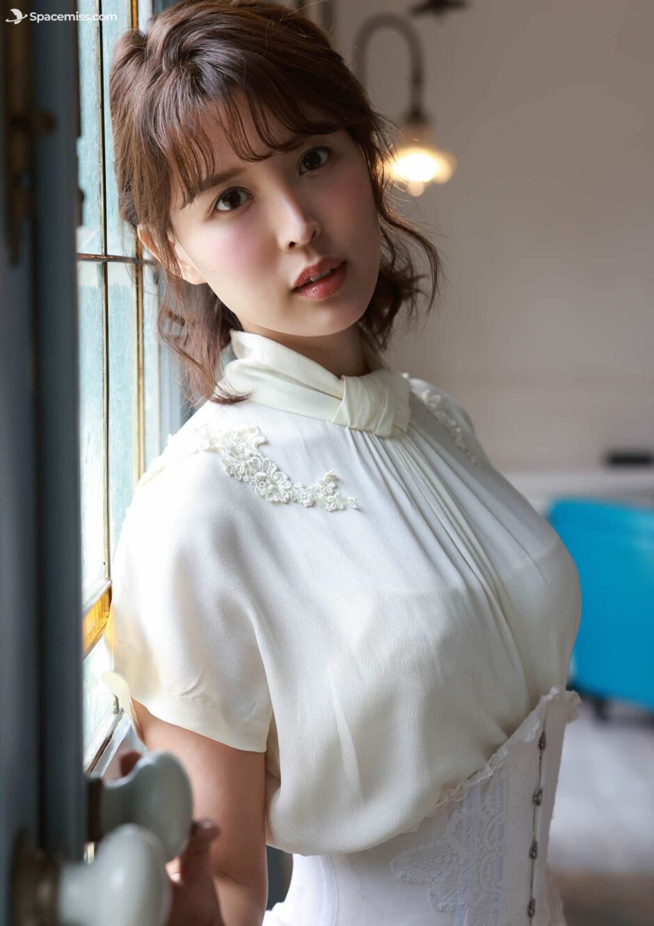 spacemiss.com-8woman-TREASURES-46