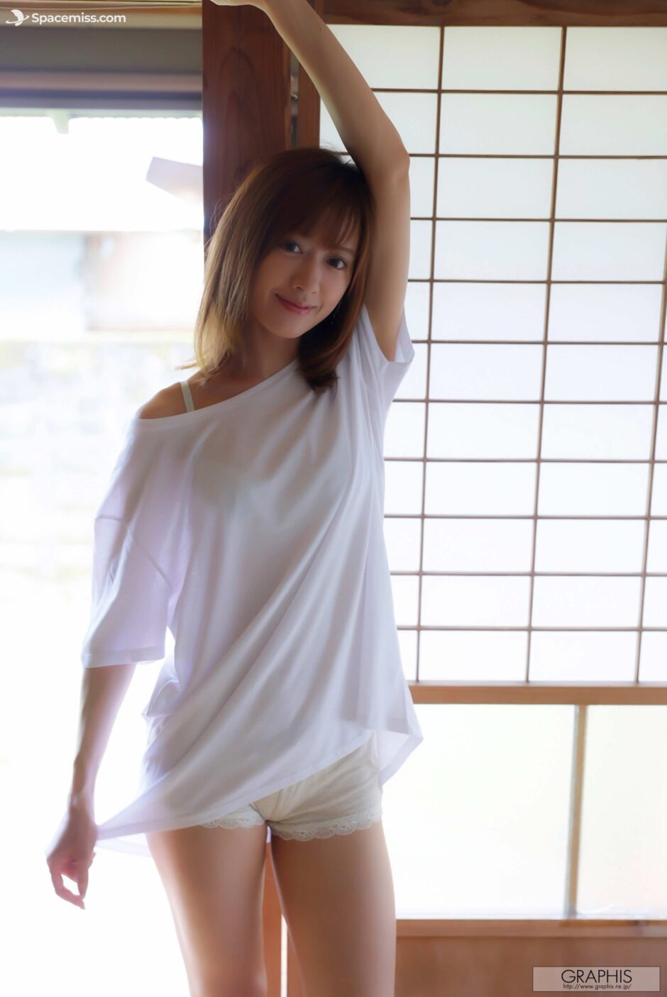 spacemiss.com-graphis-no.535-26