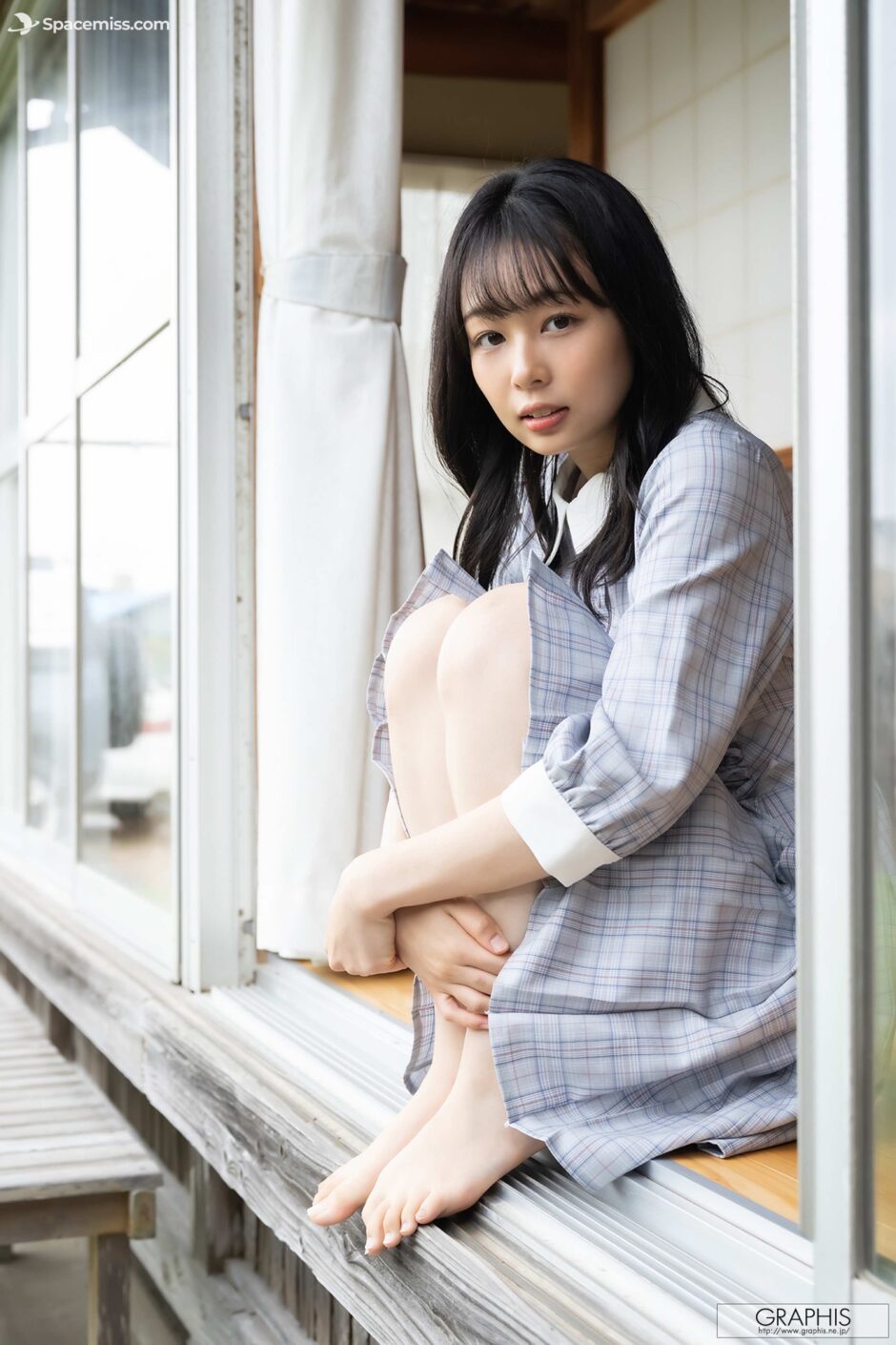 spacemiss.com-graphis-no.538-34