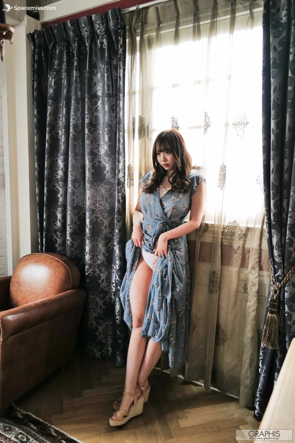 spacemiss.com-graphis-no.540-129